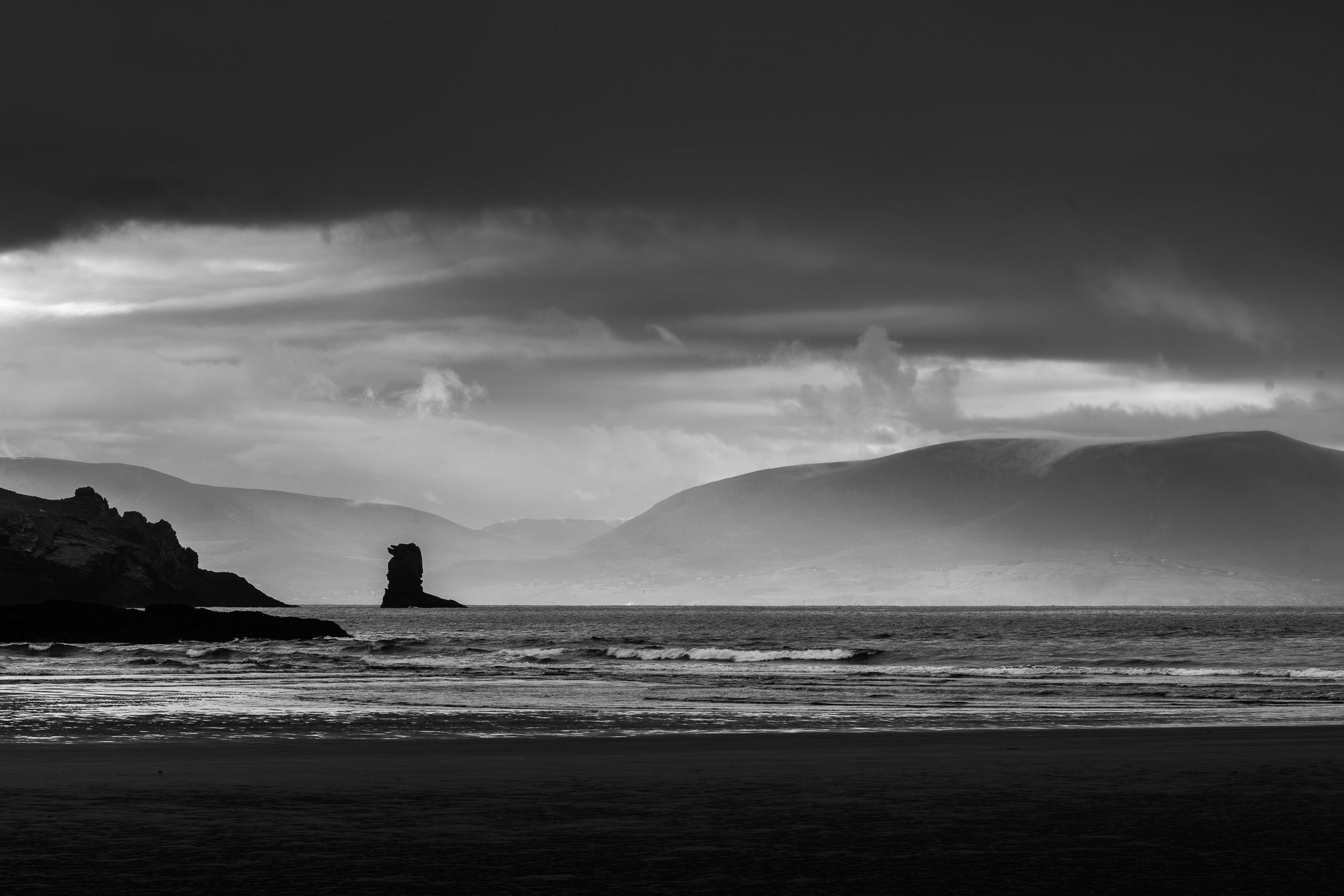 Dingle stack BW