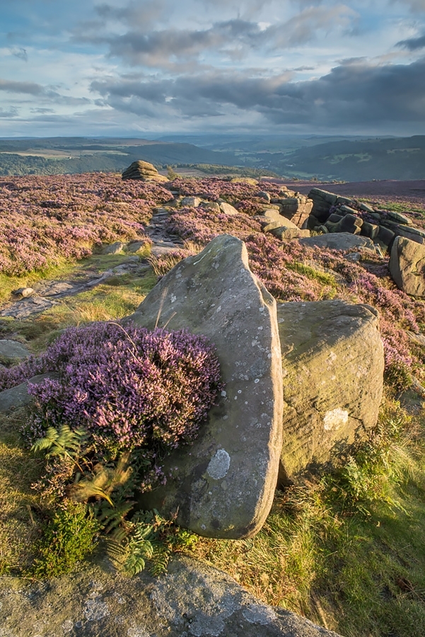 Surprise View in summer Peak District