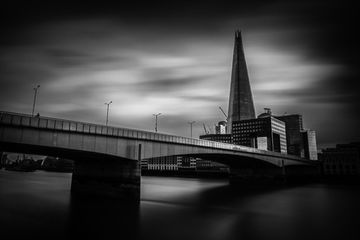 London in Black & White: Monument to Tate